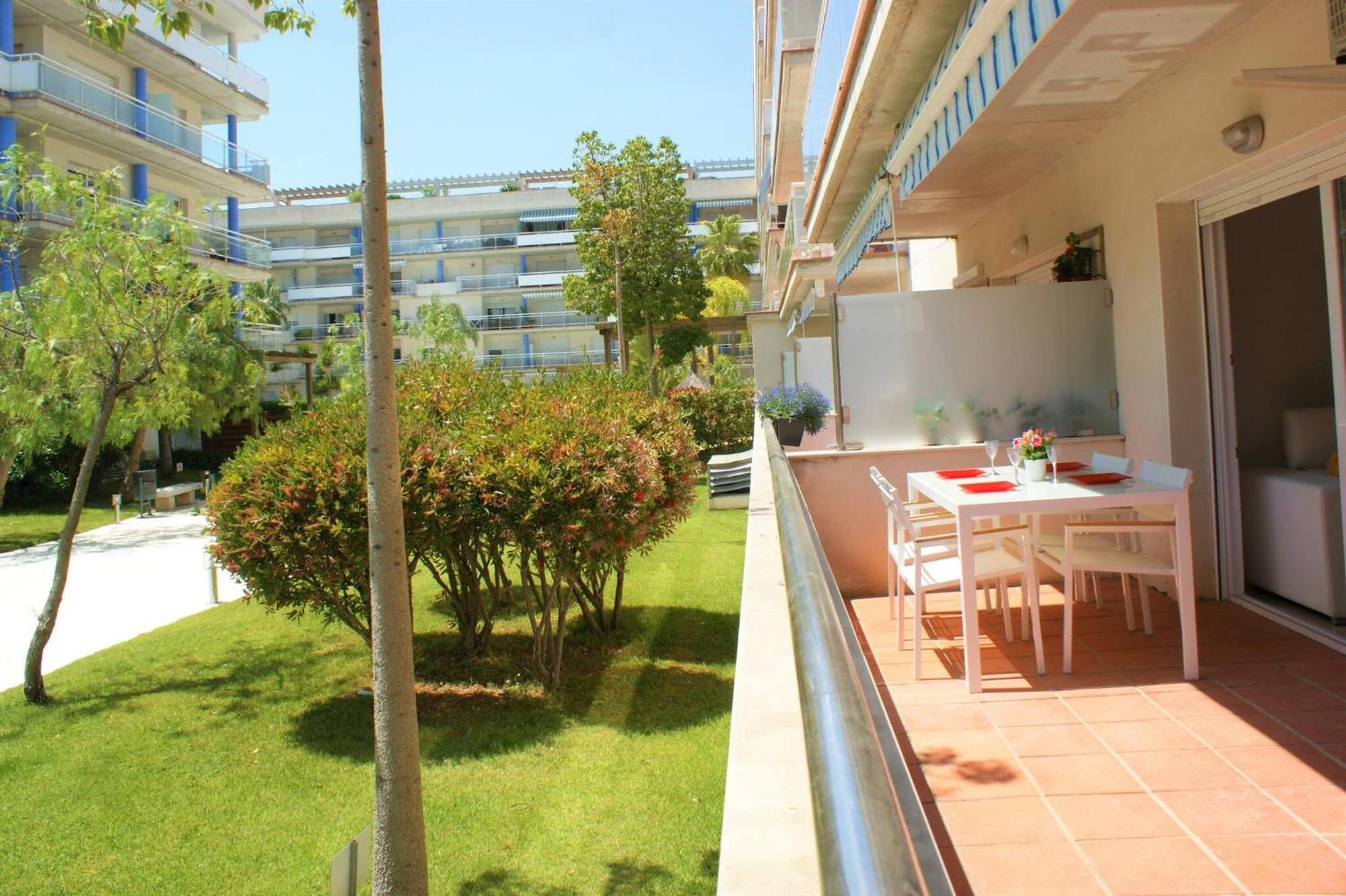 Precioso apartamento para 6 personas Roses Bagian luar foto